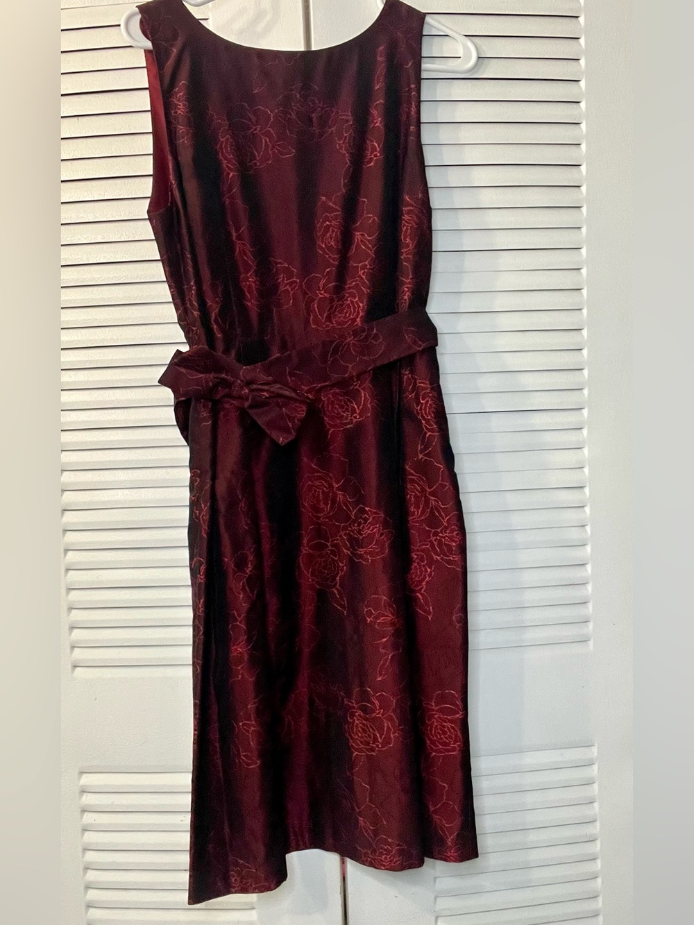 Beata Cupriak burgundy floral jacquard/embroidered sleeveless dress